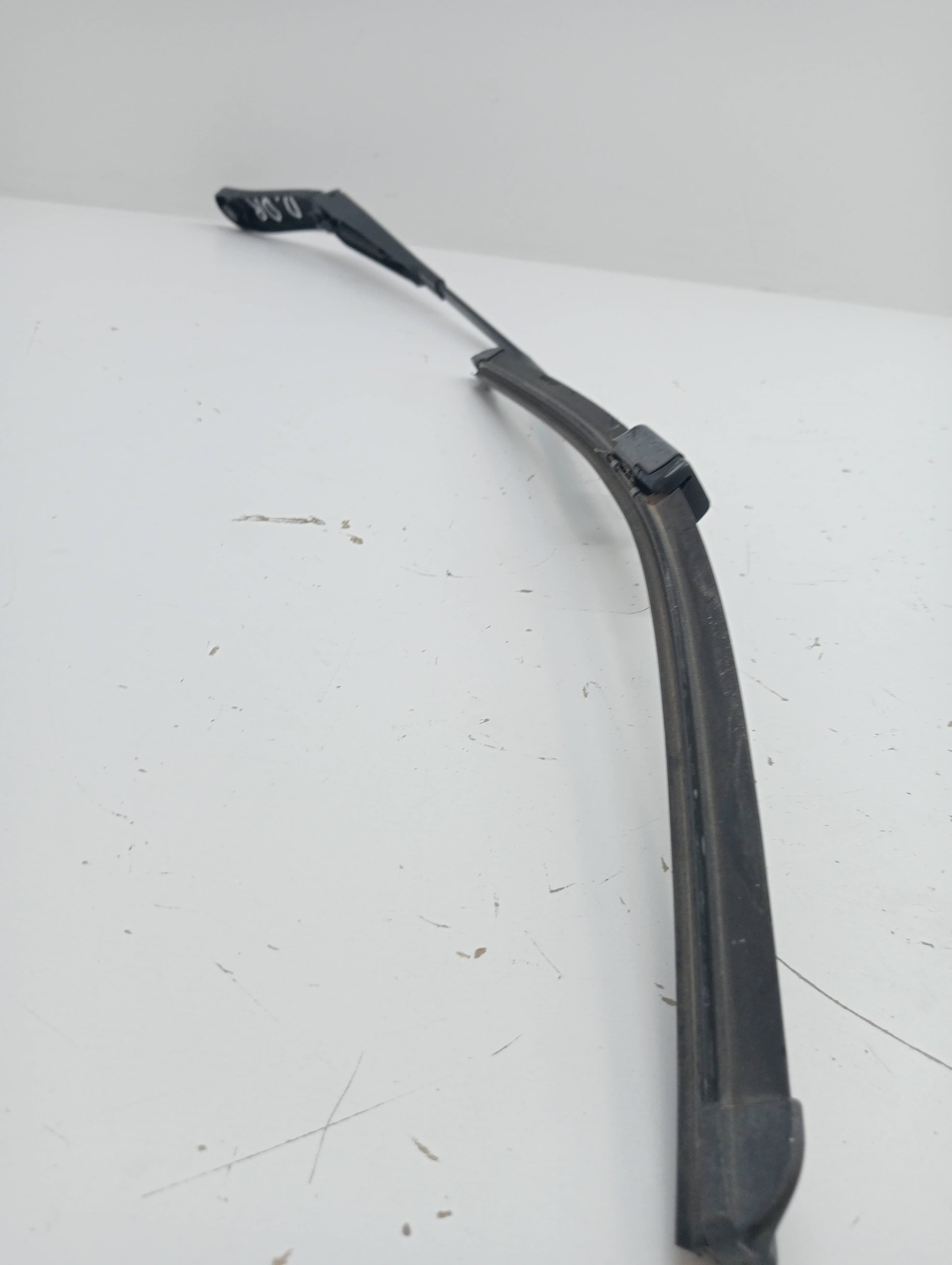 Brazo limpia delantero derecho VOLVO V40 2