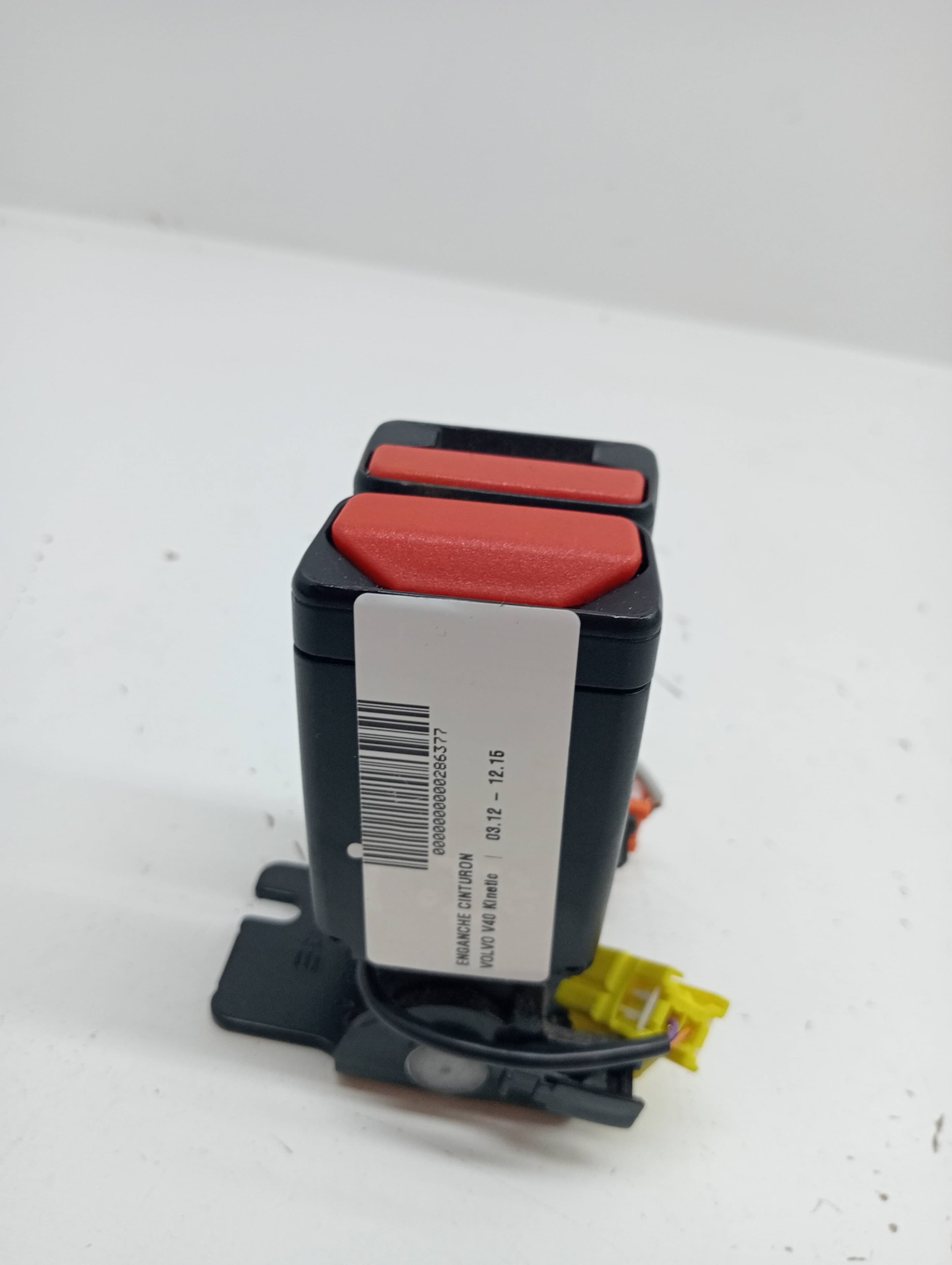 Enganche cinturon VOLVO V40 2