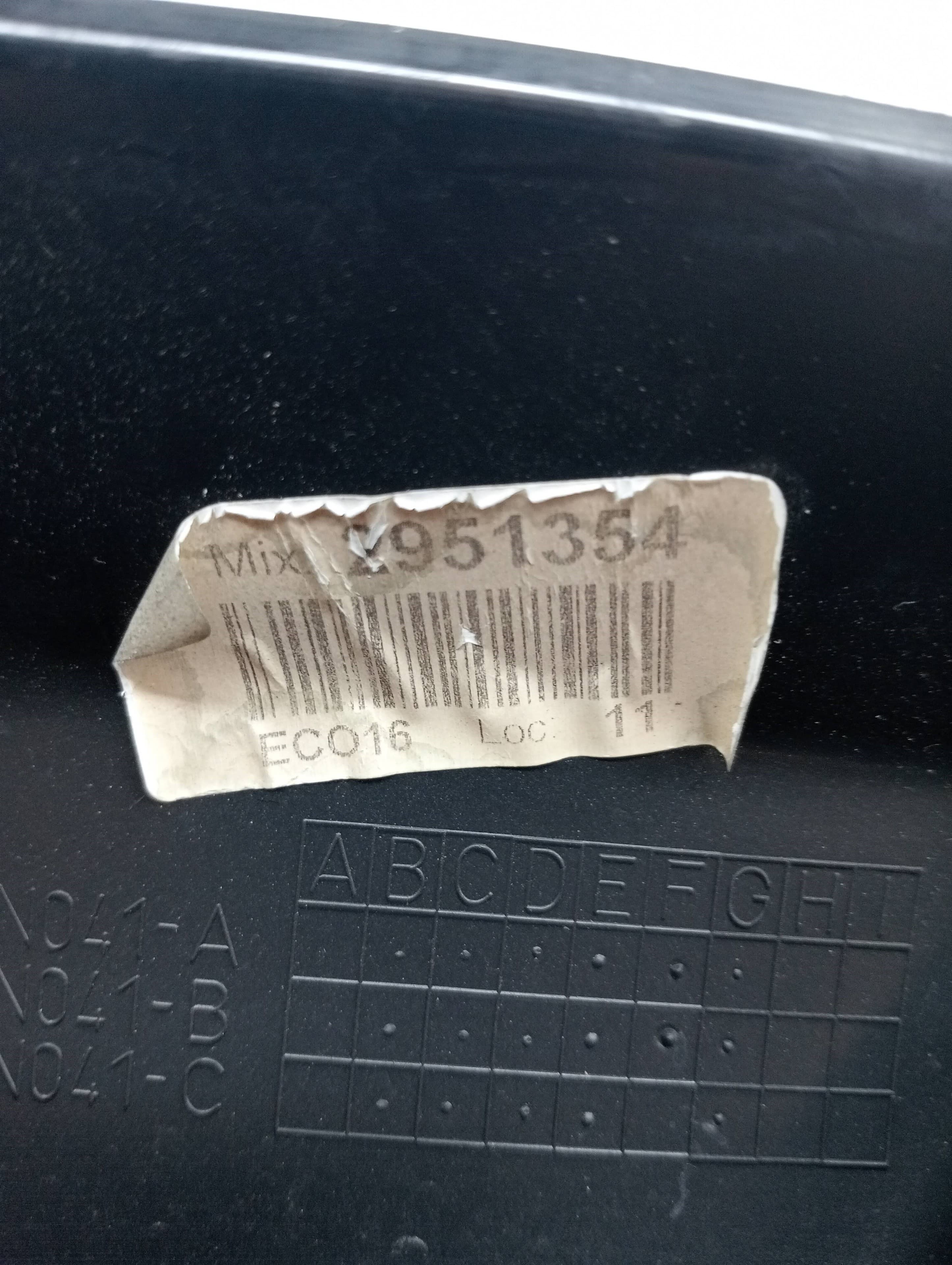 Tapa motor VOLVO V40 3