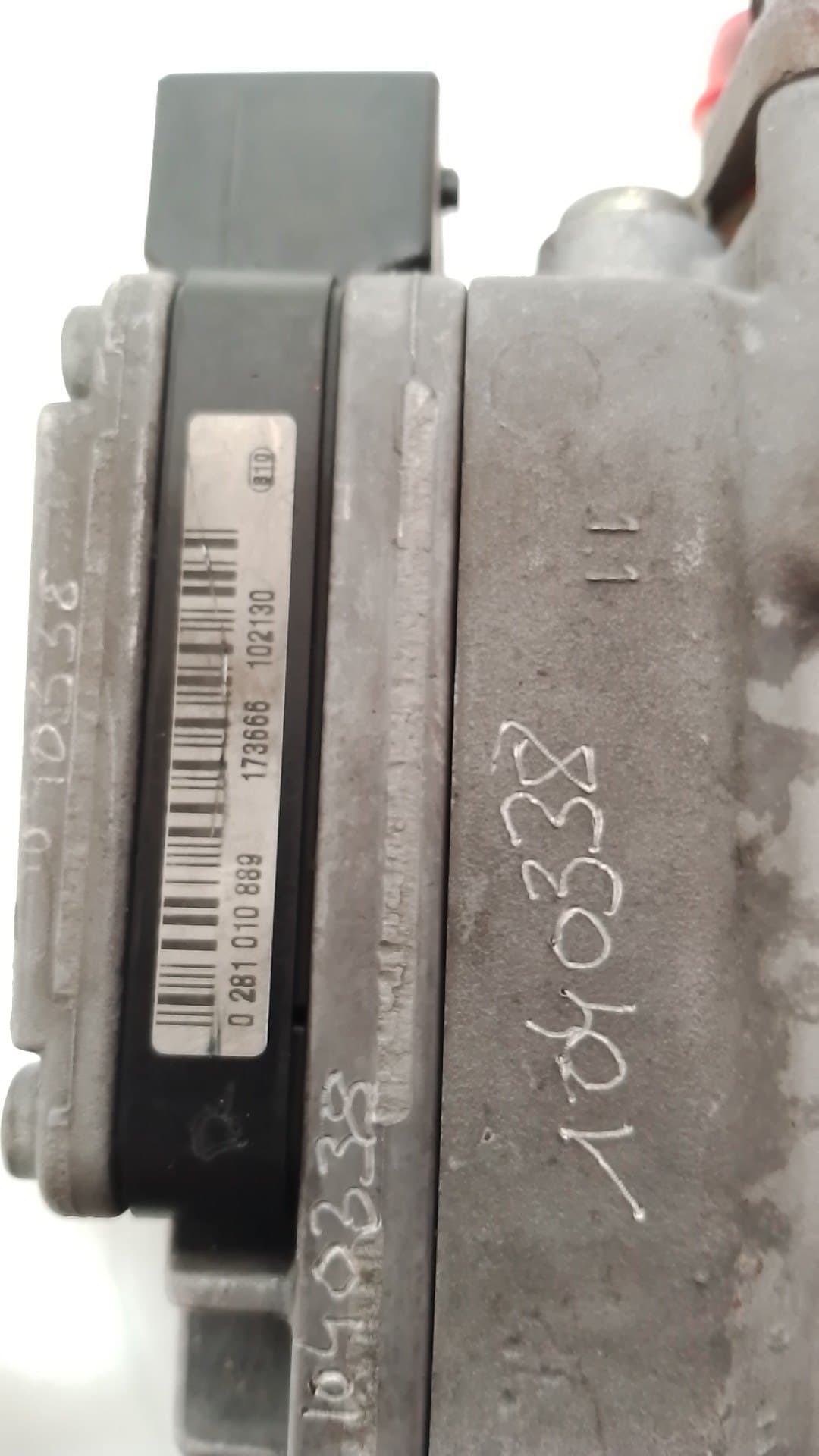 Bomba inyeccion AUDI A4 BERLINA (8E) 3