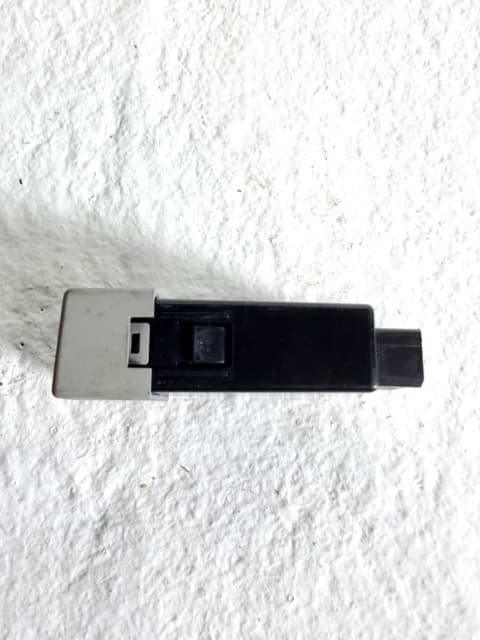 Interruptor KIA OPIRUS (GH) 3