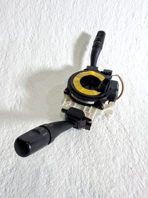 Mando intermitentes KIA OPIRUS (GH) 4