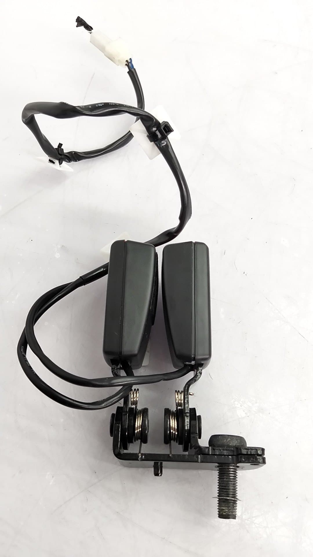 Cinturon seguridad trasero central MG ZS 3