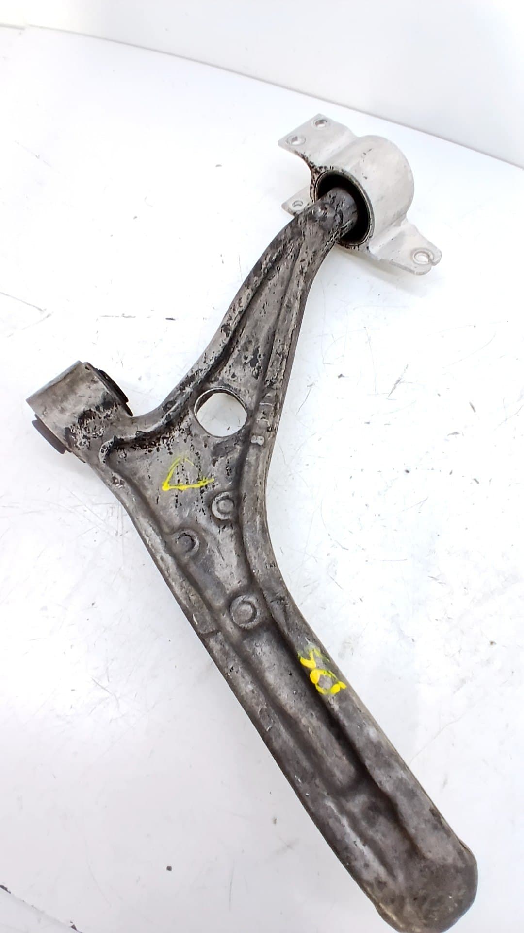 Brazo suspension inferior delantero derecho MERCEDES-BENZ B-CLASS 2