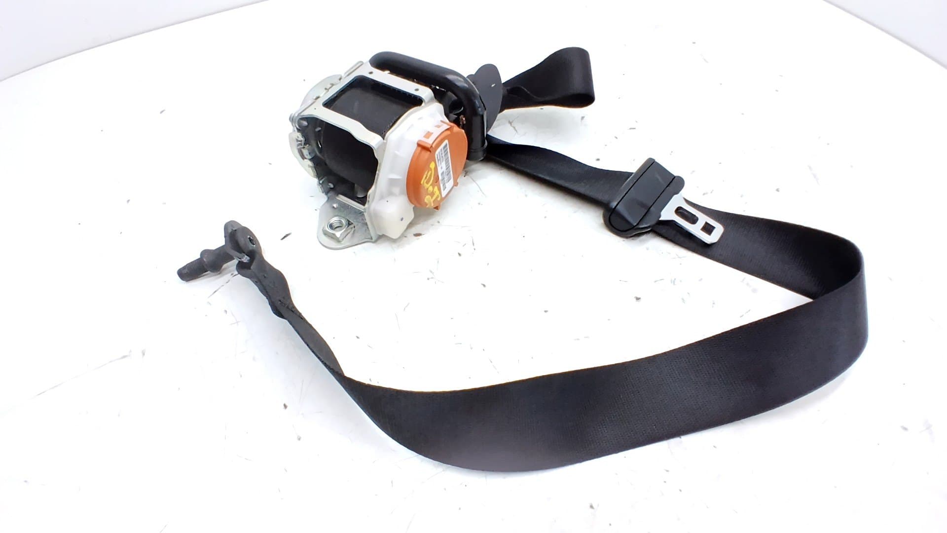 Cinturon seguridad delantero izquierdo MERCEDES-BENZ B-CLASS 4