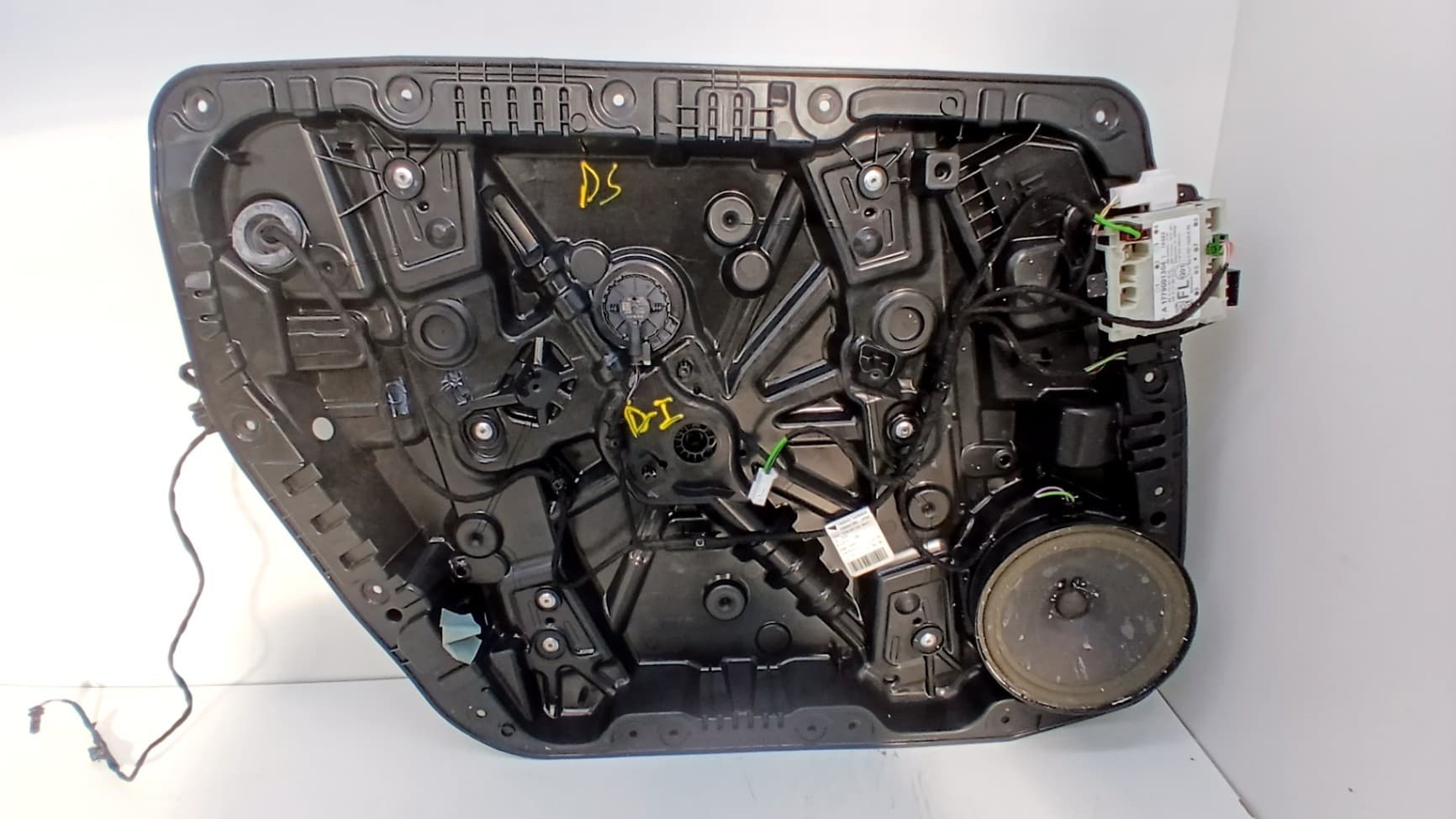 Elevalunas delantero izquierdo MERCEDES-BENZ B-CLASS 3