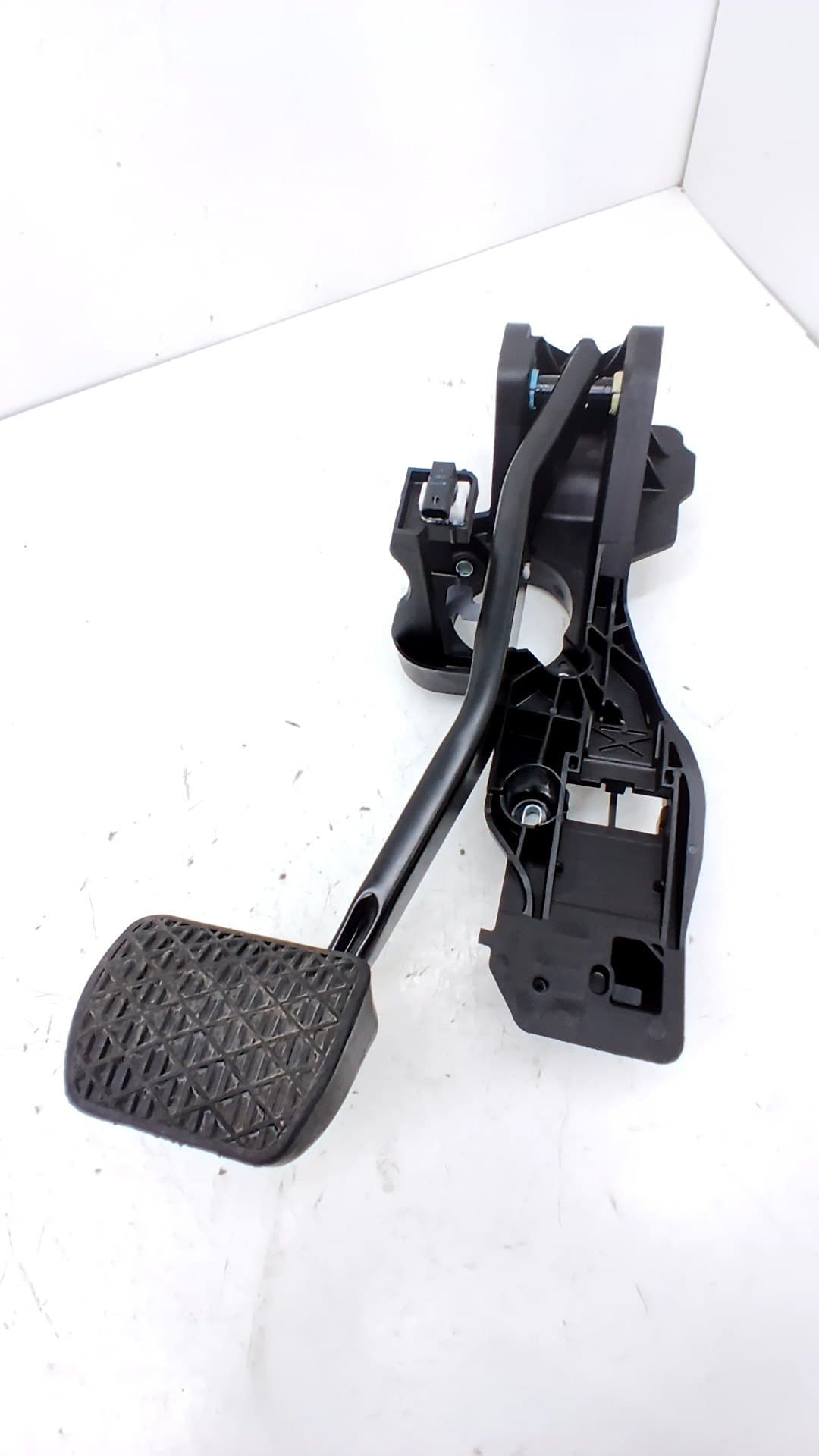 Pedal freno MERCEDES-BENZ B-CLASS