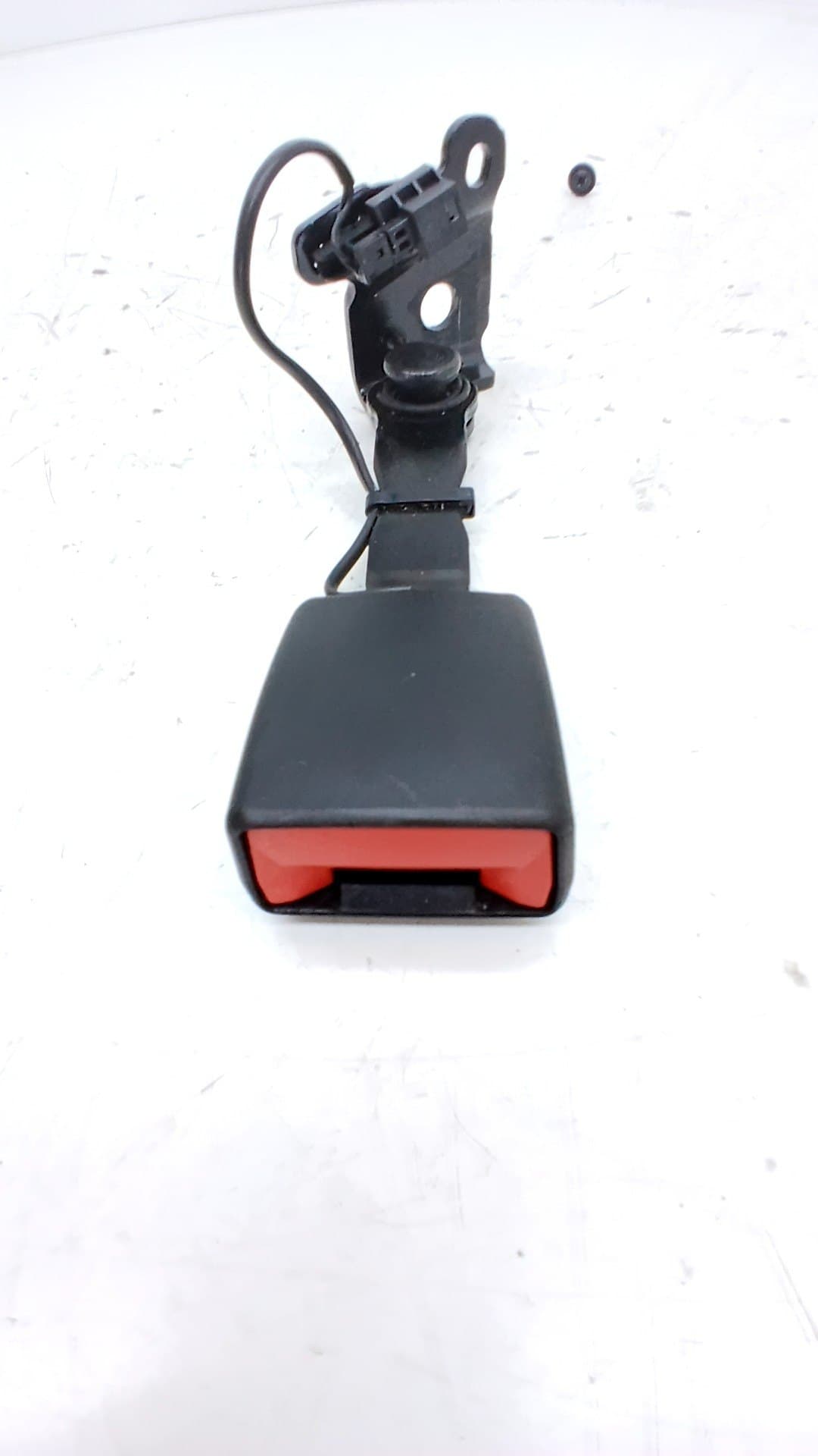 Enganche cinturon trasero izquierdo MERCEDES-BENZ B-CLASS