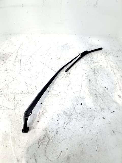 Brazo limpia delantero derecho LEXUS CT (ZWA10_)