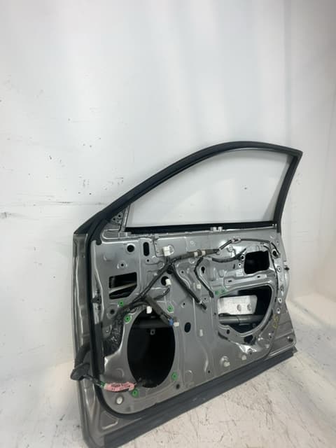 Puerta delantera derecha LEXUS CT (ZWA10_) 3