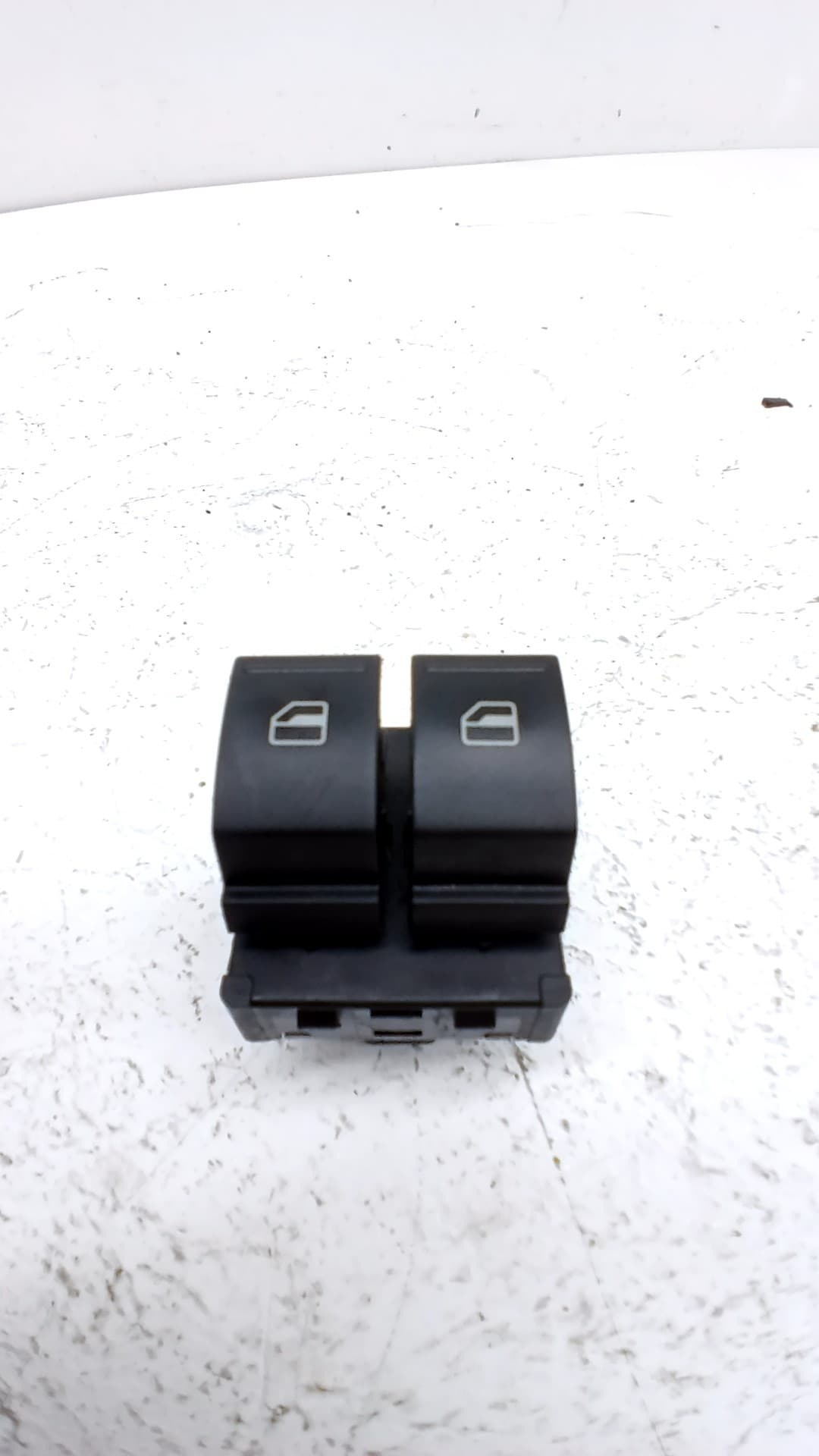 Mando elevalunas delantero izquierdo SEAT MII (KF1)
