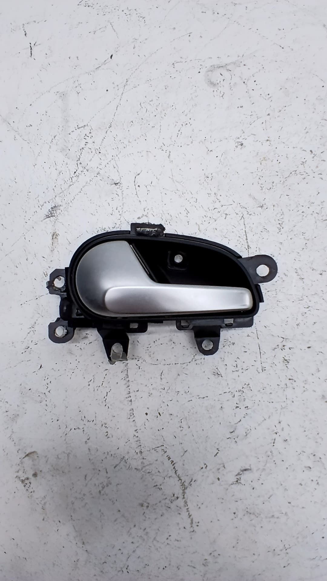 Maneta interior trasera izquierda SEAT MII (KF1)