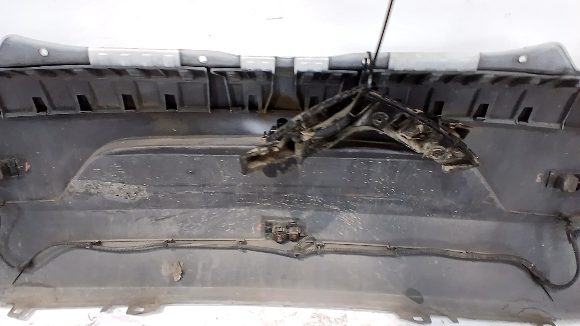 Paragolpes trasero SEAT MII (KF1) 3