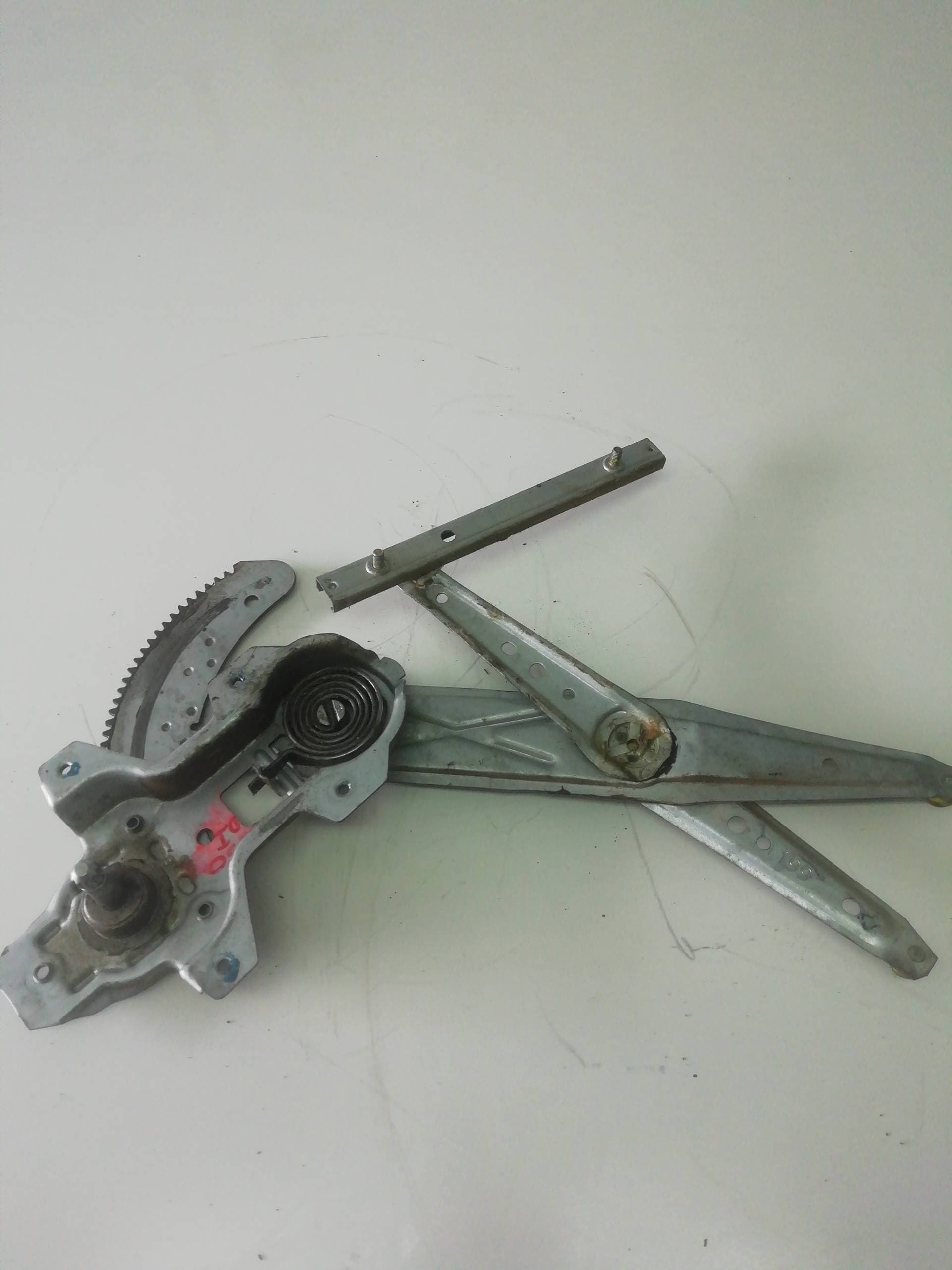 Elevalunas delantero izquierdo LAND ROVER DEFENDER (LD)