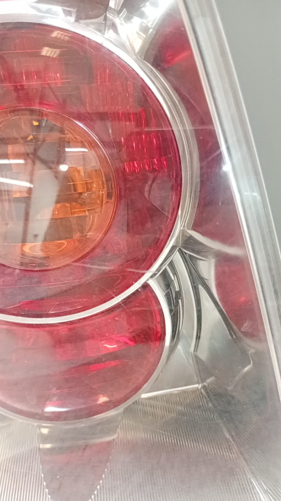 Piloto trasero izquierdo TOYOTA COROLLA VERSO (R1) 4