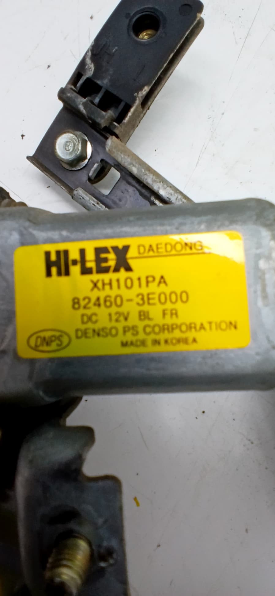 Elevalunas delantero derecho KIA SORENTO 2