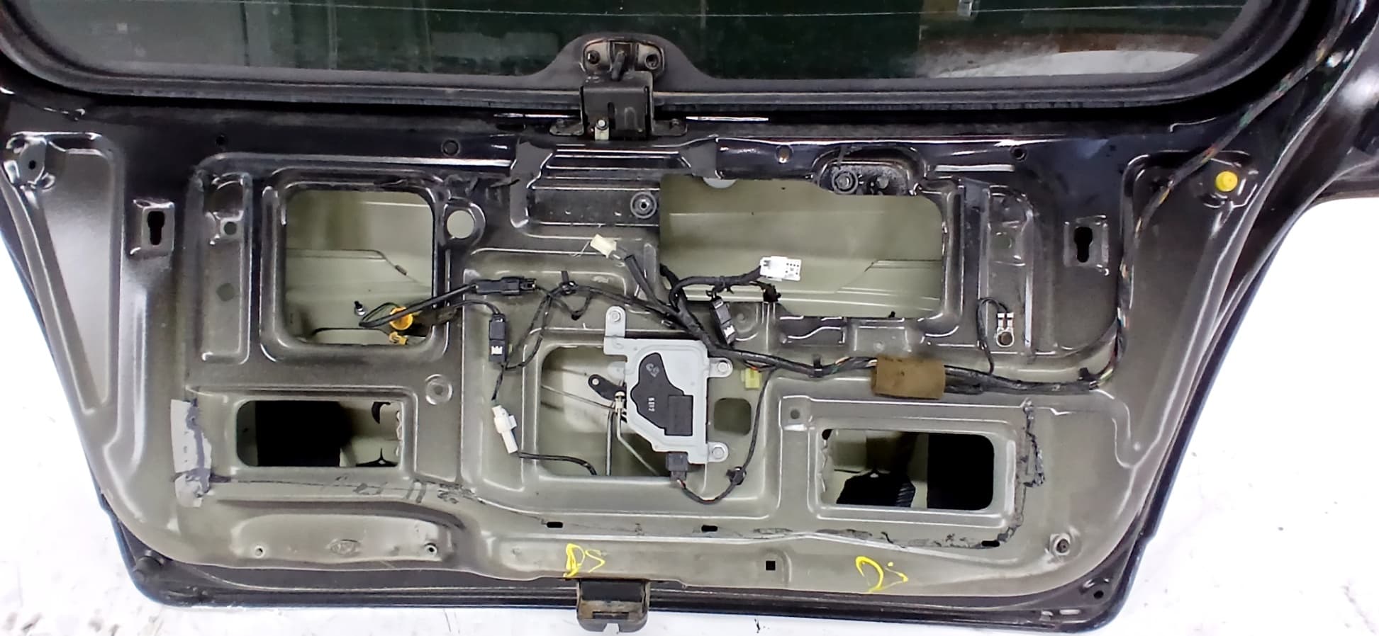 Porton trasero KIA SORENTO 2