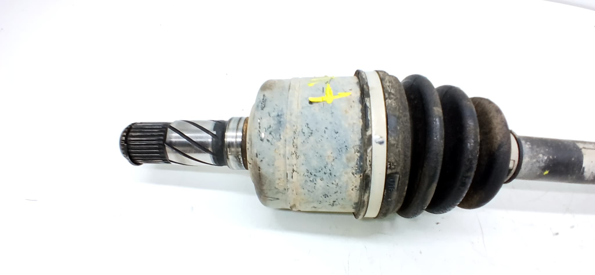Transmision delantera izquierda KIA SORENTO 3