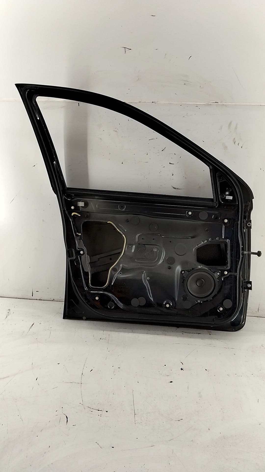 Puerta delantera izquierda VOLVO XC90 3
