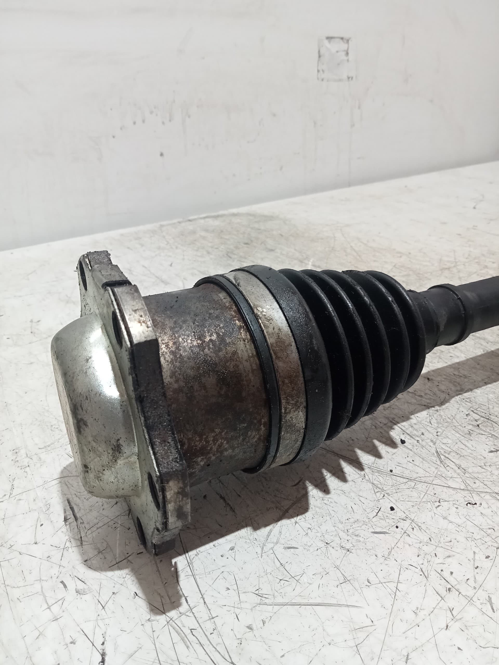 Transmision delantera izquierda SEAT CORDOBA BERLINA (6L2) 2
