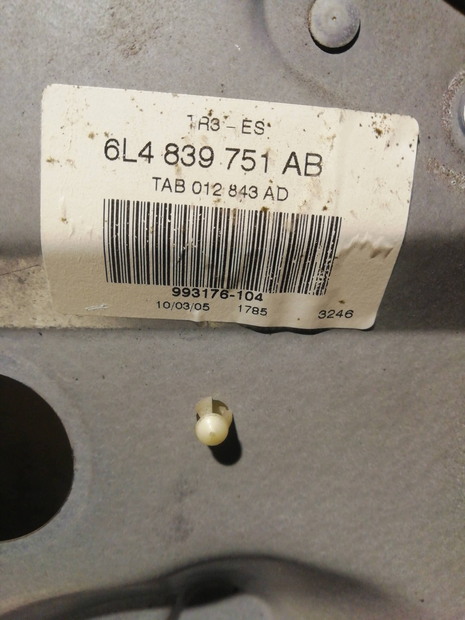 Elevalunas trasero izquierdo SEAT CORDOBA BERLINA (6L2) 3