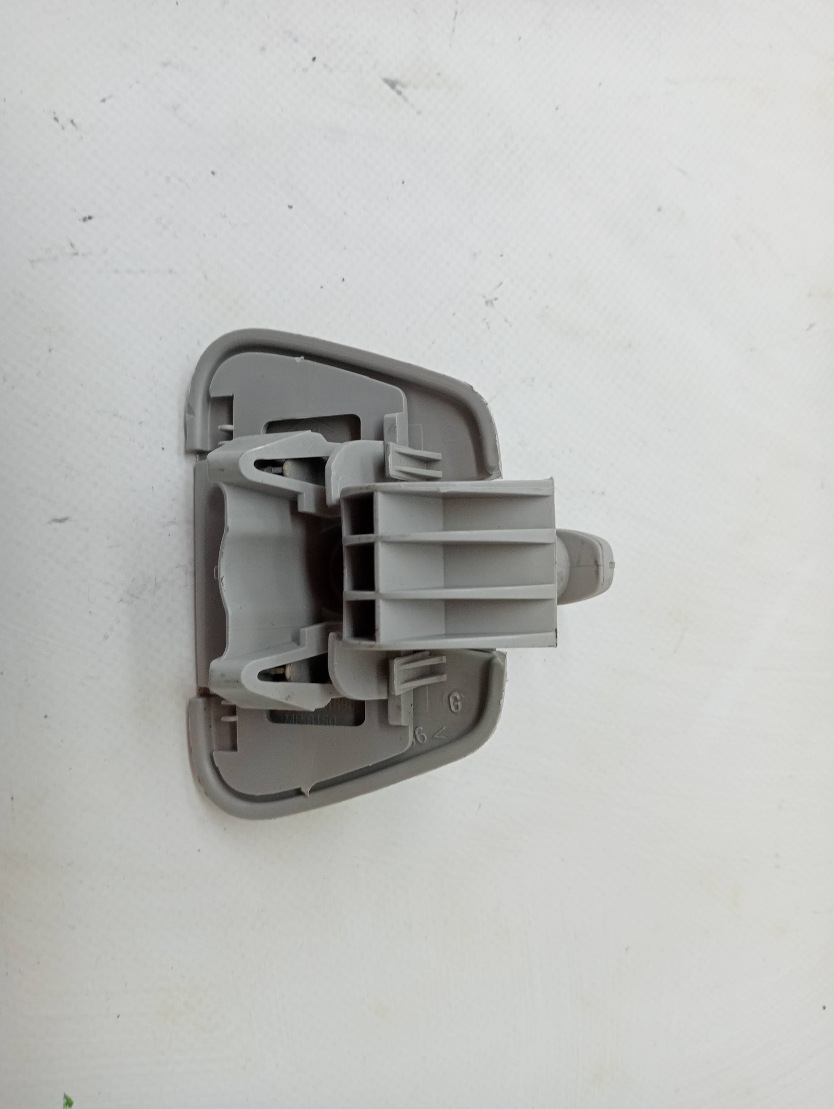 Plastico RENAULT KANGOO (F/KC0) 3