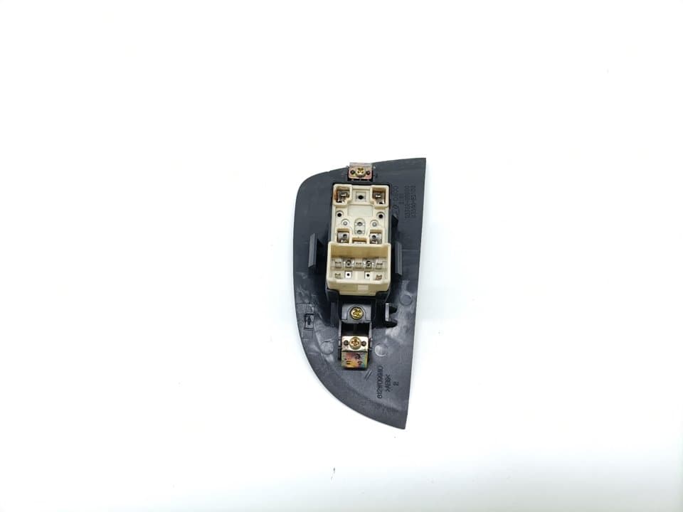 Mando elevalunas trasero derecho HYUNDAI ELANTRA (XD) 3
