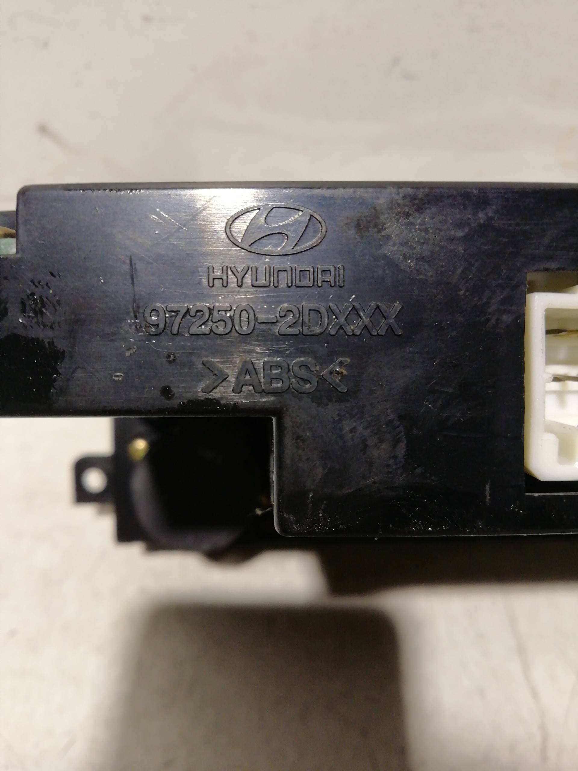 Mando climatizador HYUNDAI ELANTRA (XD) 2