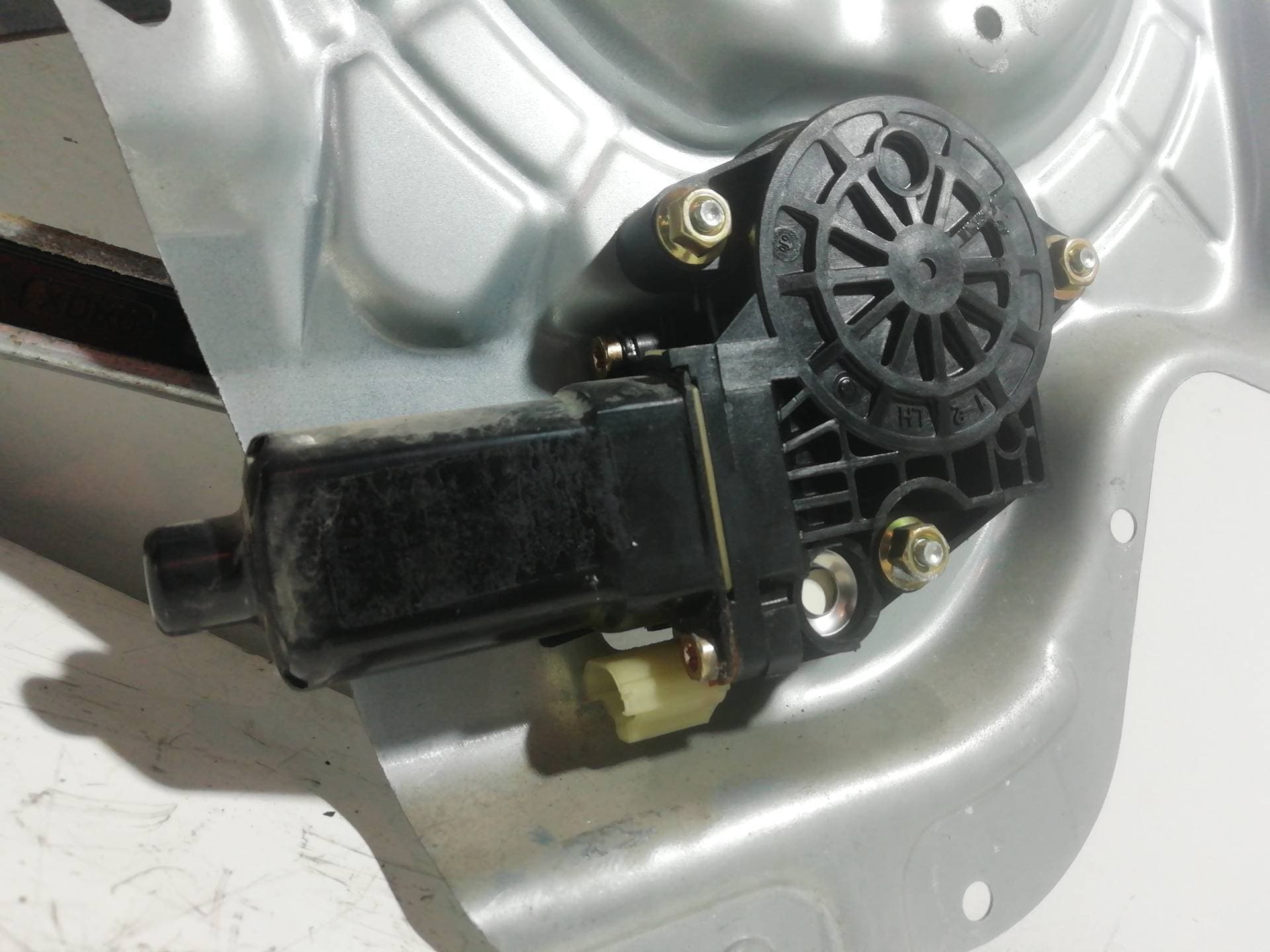 Elevalunas trasero izquierdo HYUNDAI ELANTRA (XD) 3