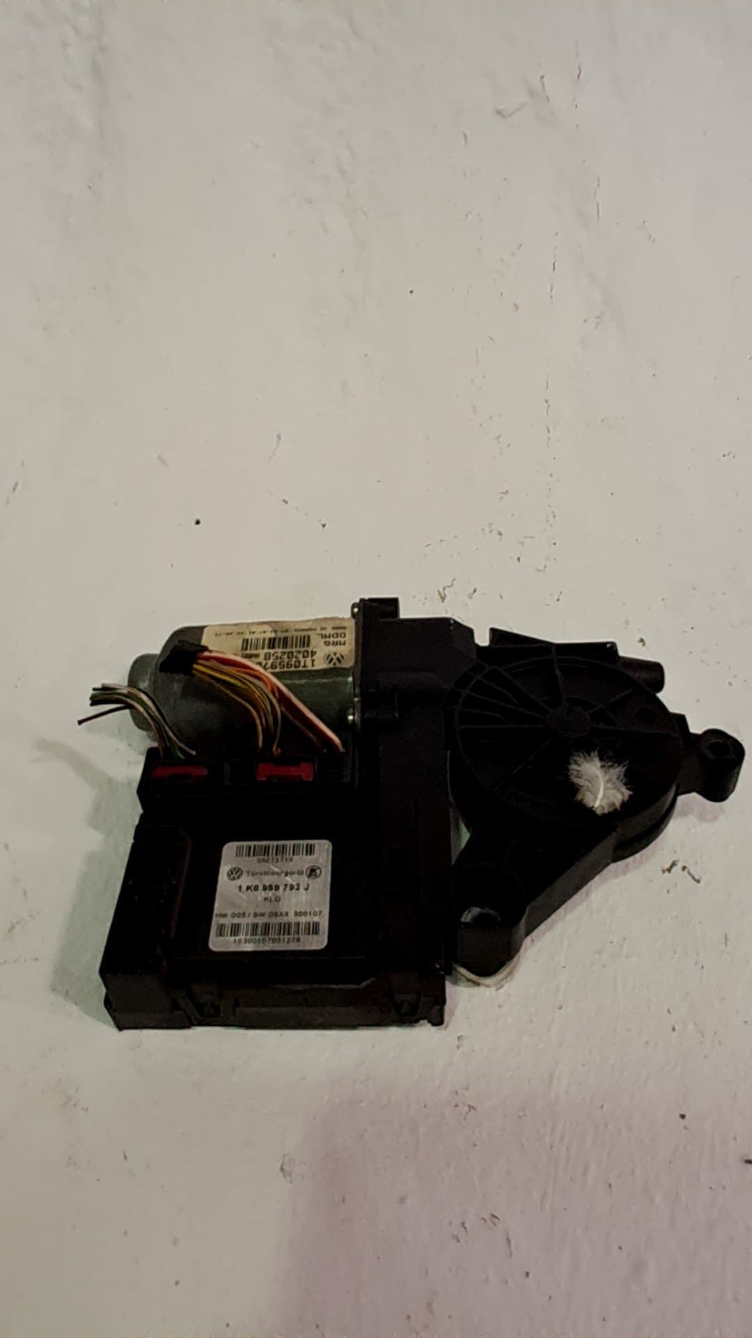 Motor elevalunas delantero izquierdo SKODA OCTAVIA BERLINA (1U2) 2