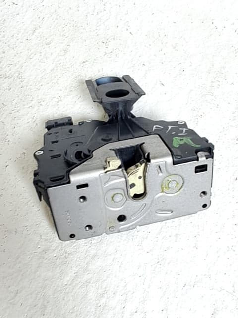 Cerradura puerta trasera izquierda FIAT FIORINO