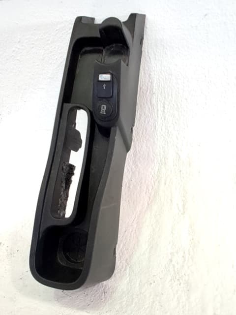 Consola central FIAT FIORINO 4
