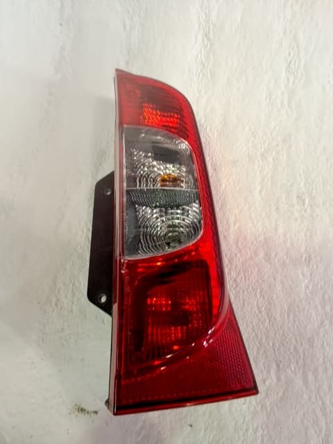 Piloto trasero derecho FIAT FIORINO