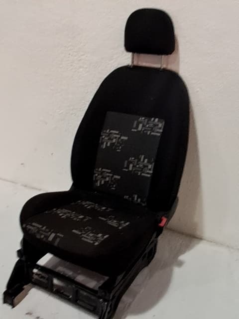 Asiento delantero derecho FIAT FIORINO 2