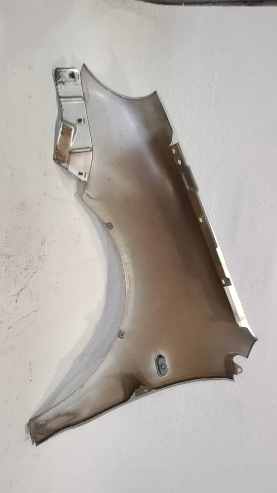 Aleta delantera derecha VOLKSWAGEN POLO (9N1) 2