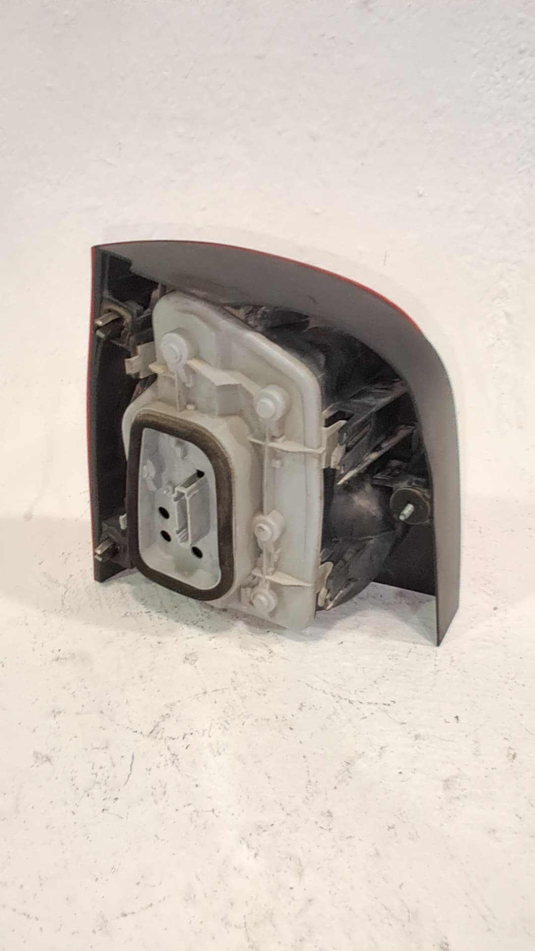 Piloto trasero derecho VOLKSWAGEN POLO (9N1) 2
