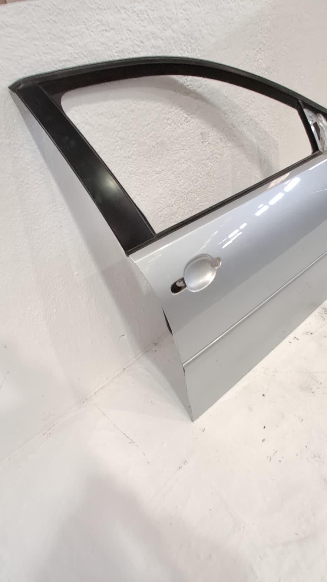 Puerta delantera derecha VOLKSWAGEN POLO (9N1) 4
