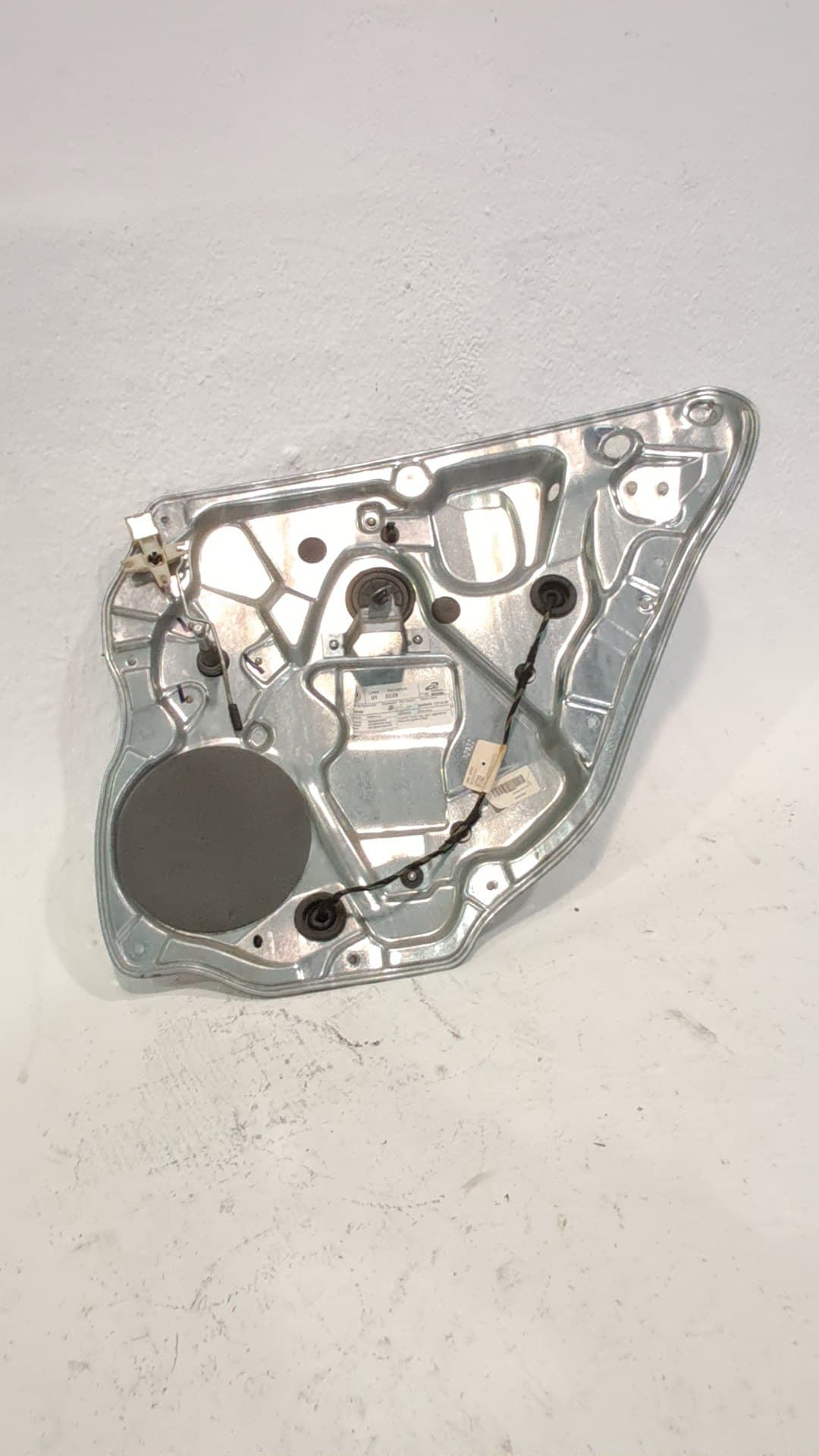 Elevalunas trasero derecho VOLKSWAGEN POLO (9N1)