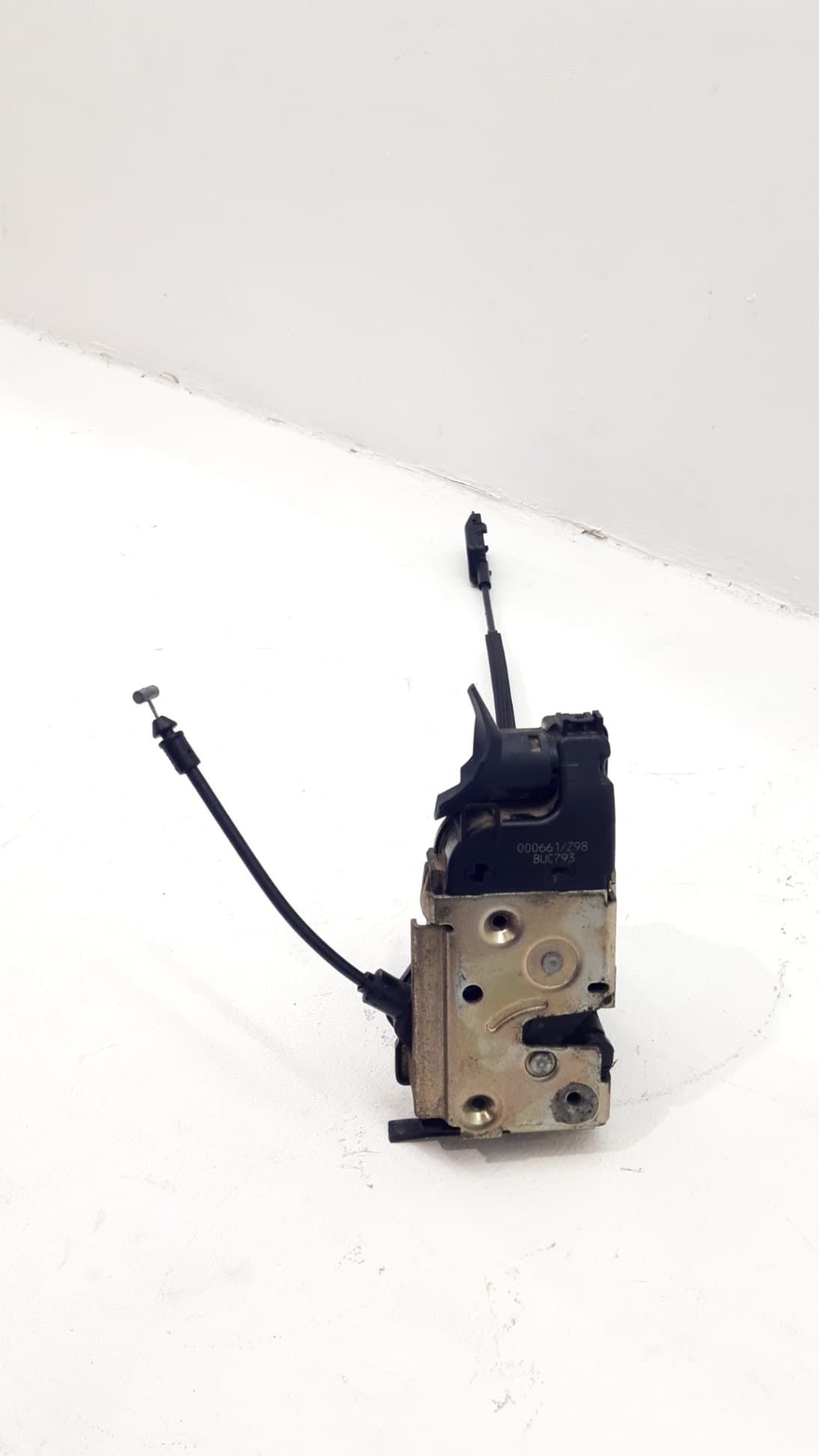 Cerradura puerta delantera izquierda RENAULT LAGUNA (B56)
