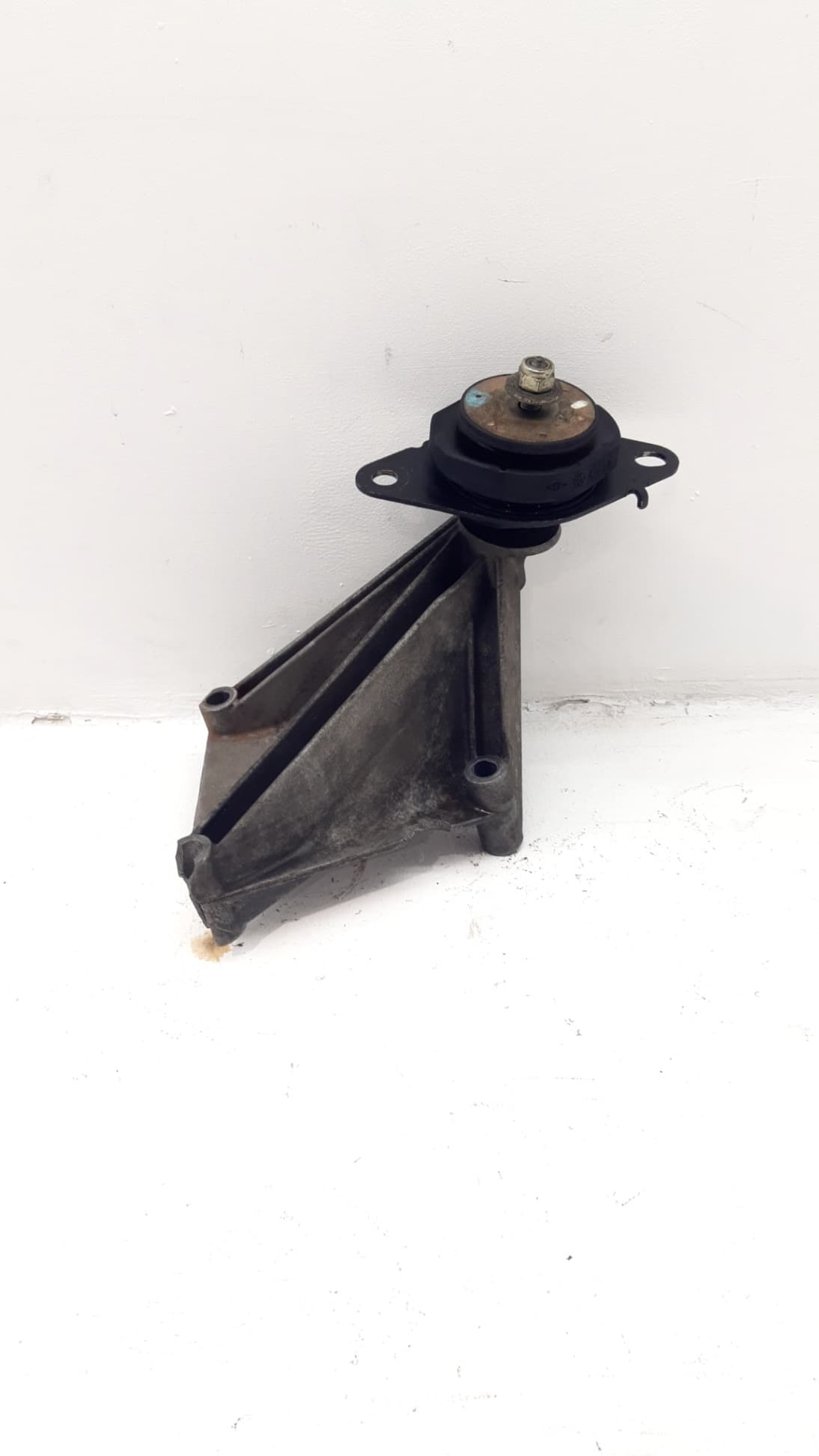 Soporte motor RENAULT LAGUNA (B56) 4