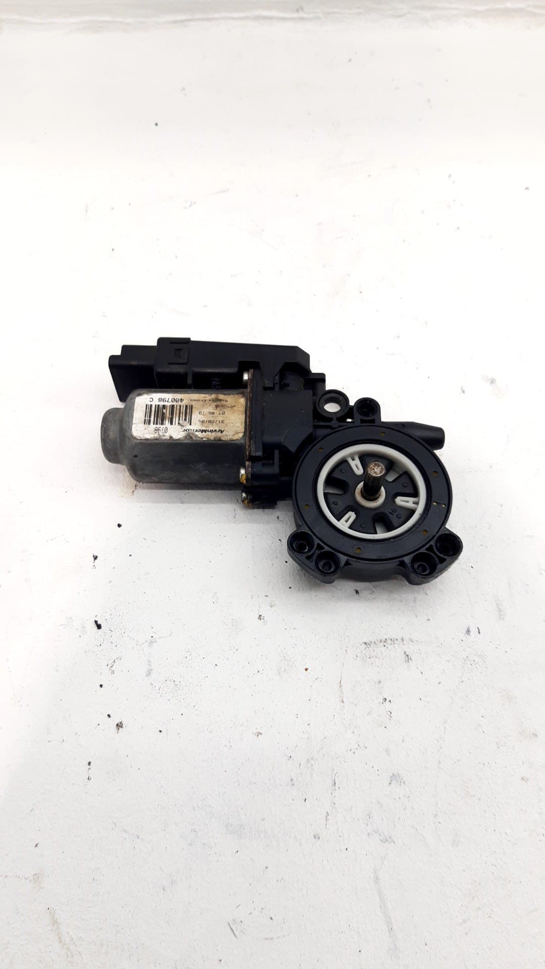 Motor elevalunas trasero derecho RENAULT LAGUNA (B56)