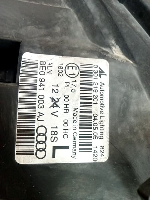Faro izquierdo AUDI A4 B7 (8EC) 2