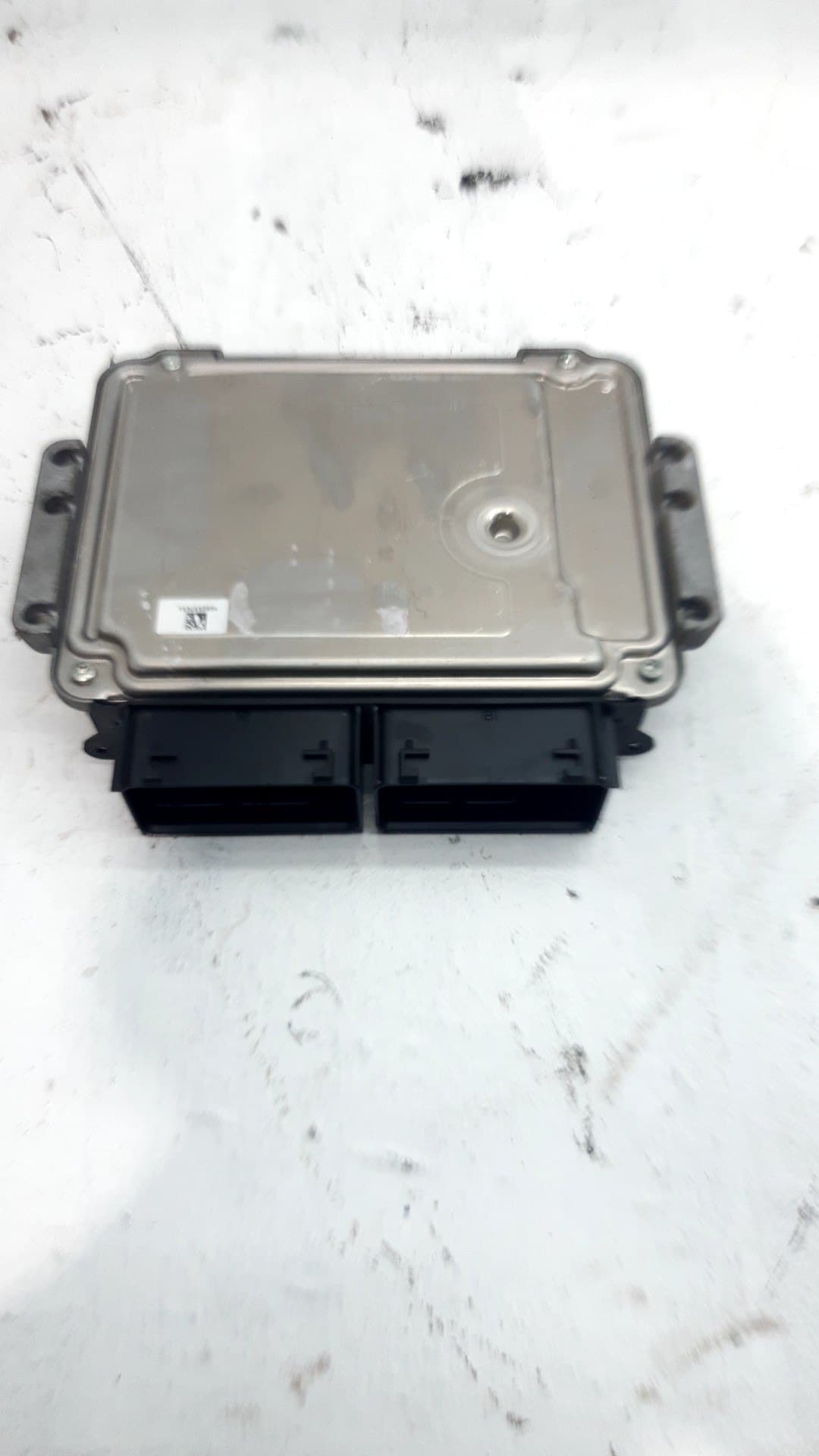 Centralita motor uce FORD FIESTA VI VAN 2