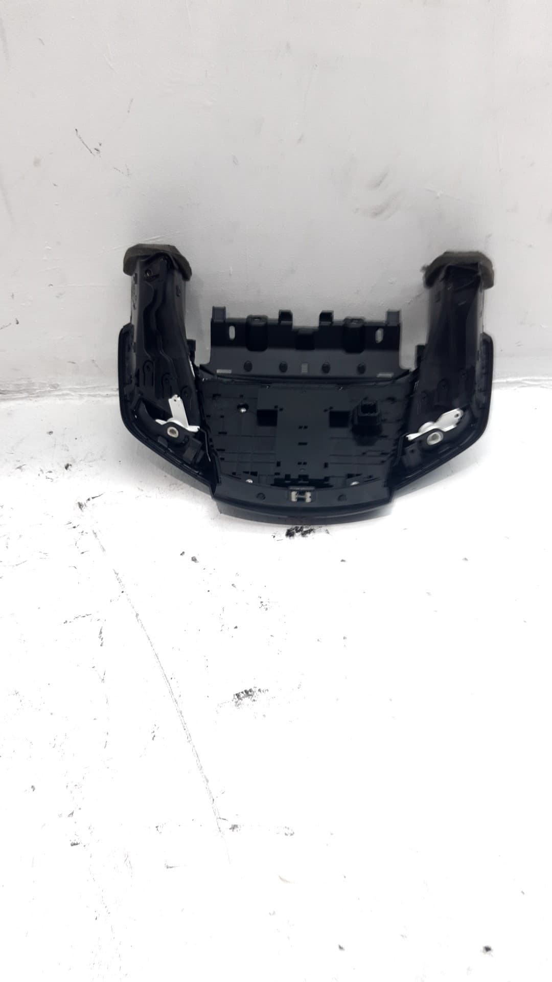 Consola central FORD FIESTA VI VAN 3