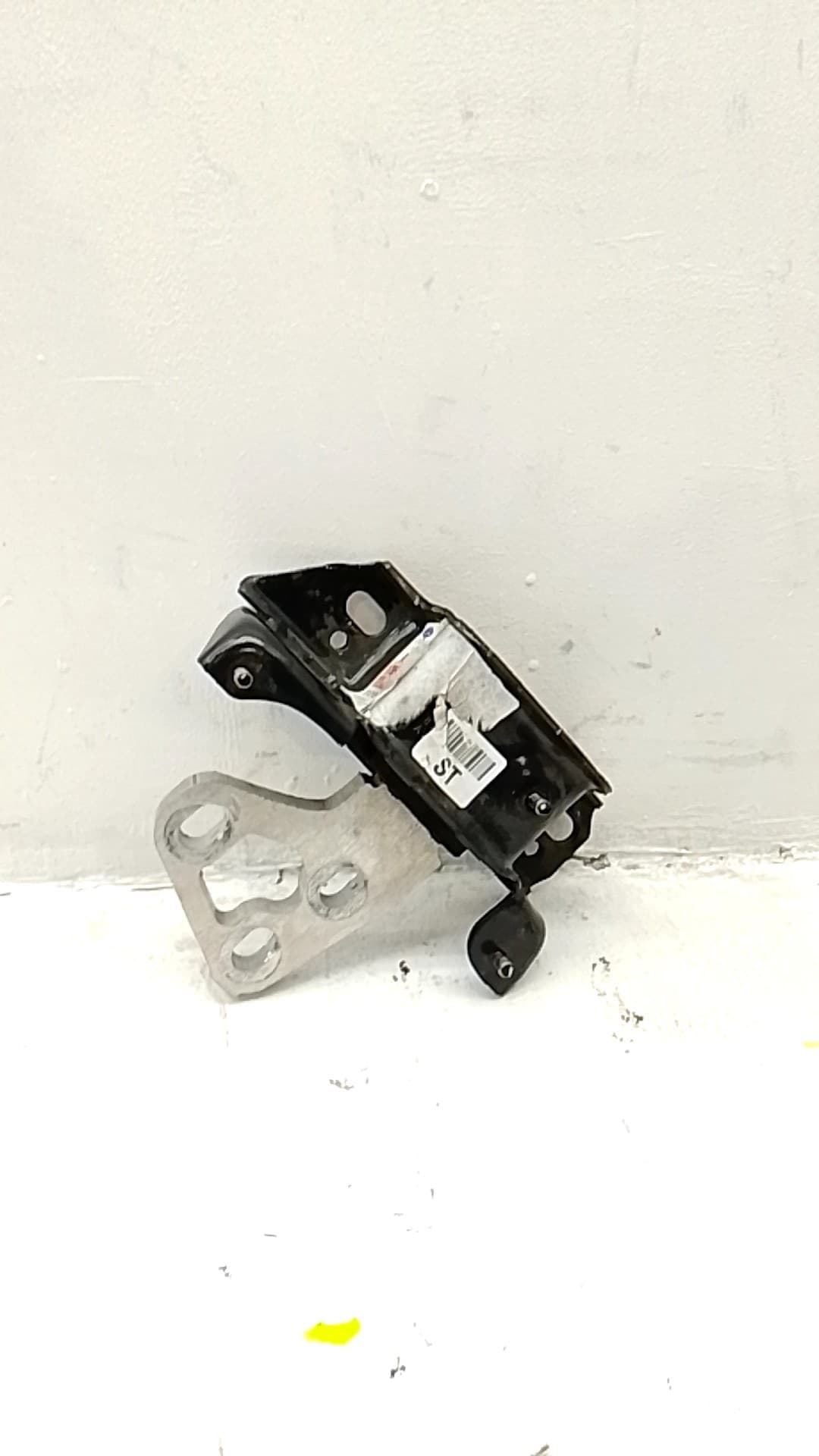 Soporte motor izquierdo FORD FIESTA VI VAN