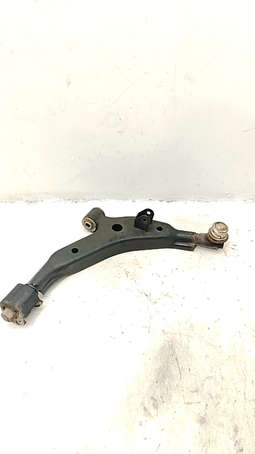 Brazo suspension inferior delantero derecho HYUNDAI ATOS (MX) 4