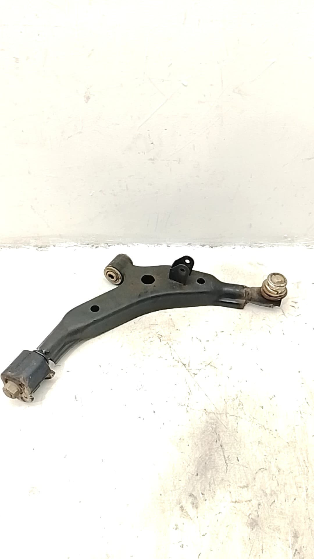Brazo suspension inferior delantero derecho HYUNDAI ATOS (MX) 3