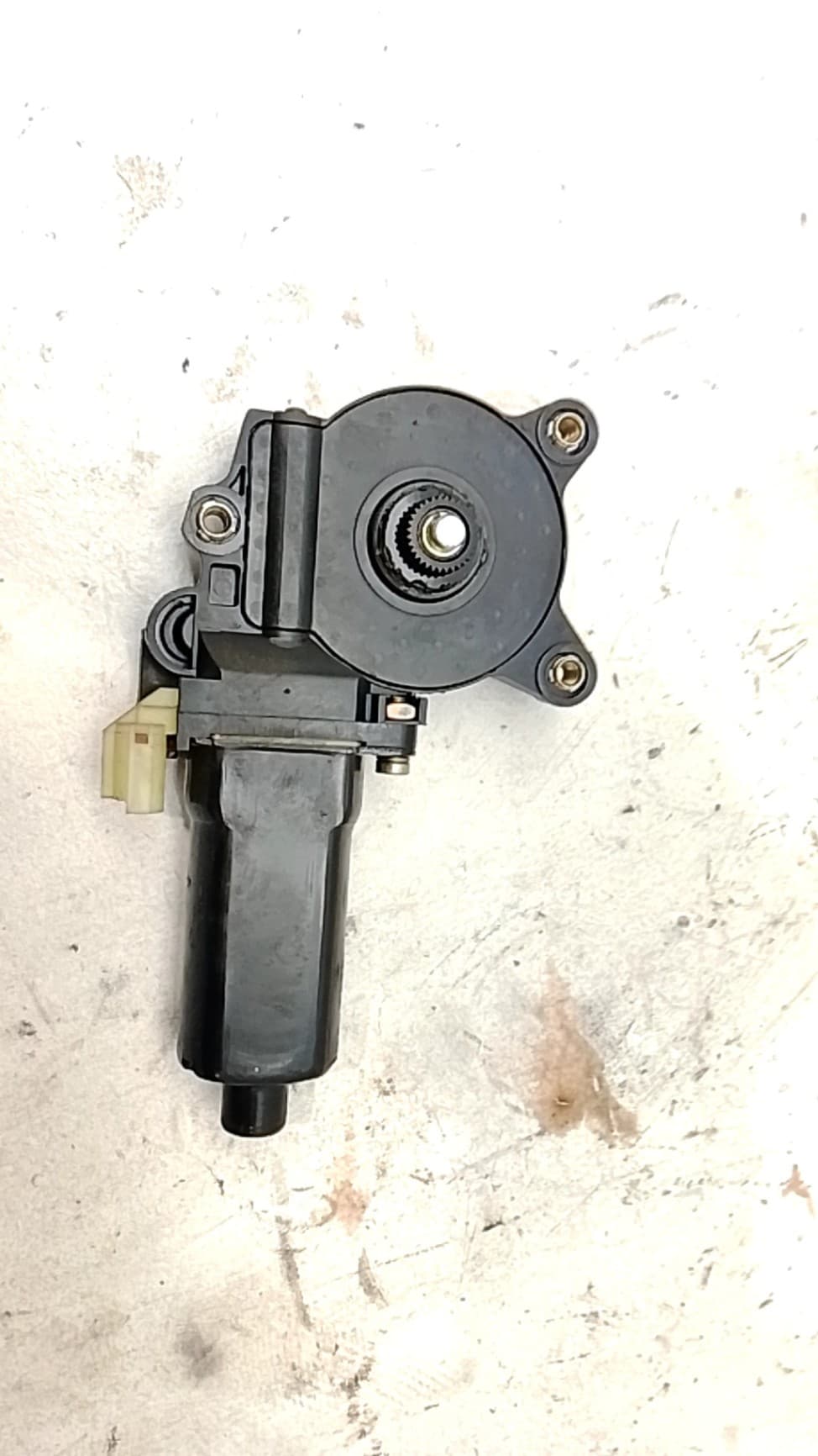 Motor elevalunas delantero izquierdo HYUNDAI ATOS (MX) 3