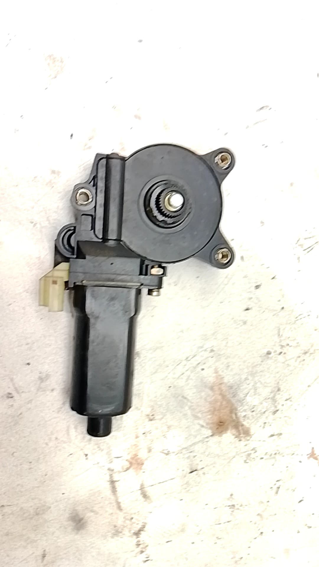 Motor elevalunas delantero izquierdo HYUNDAI ATOS (MX) 2