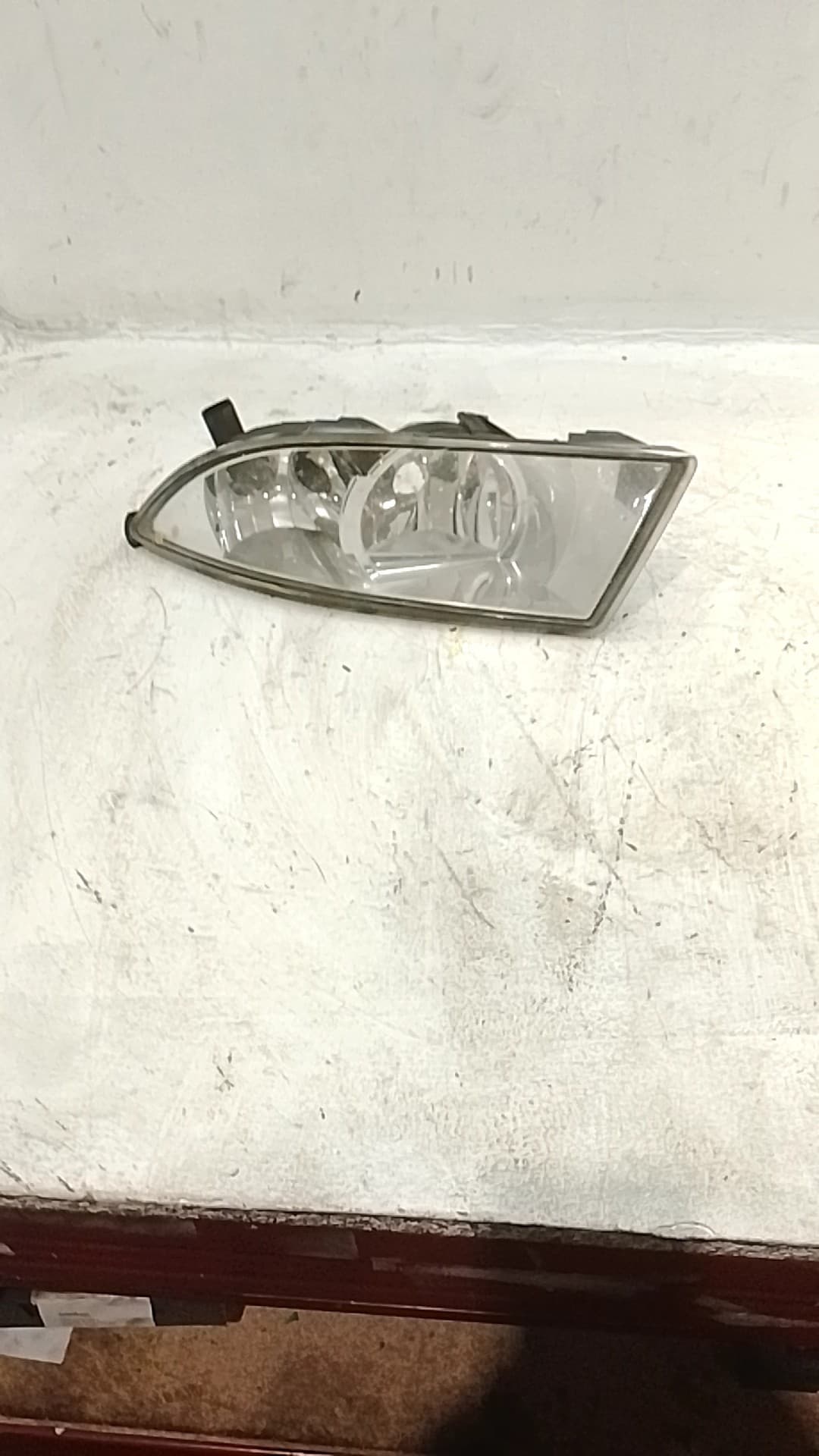 Faro antiniebla izquierdo SKODA FABIA